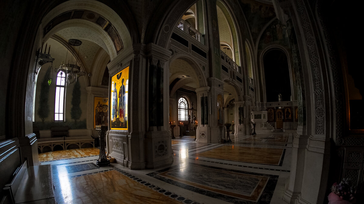 В Храме Новомученников - юрий поляков