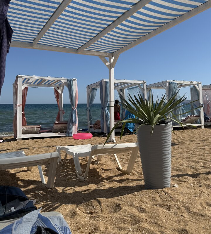 Пляж. Чёрное море. - Валентина .