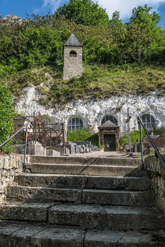 церковь под землей - Георгий А