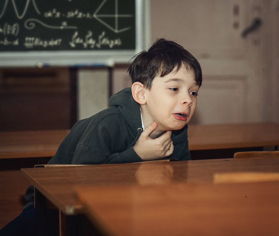 ..нынче в школе первый класс хуже института..) - Лилия .