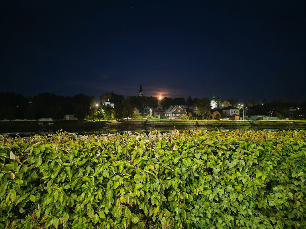 Набережная / Александров - Денис Бочкарёв Набережная / Александров - Денис Бочкарёв