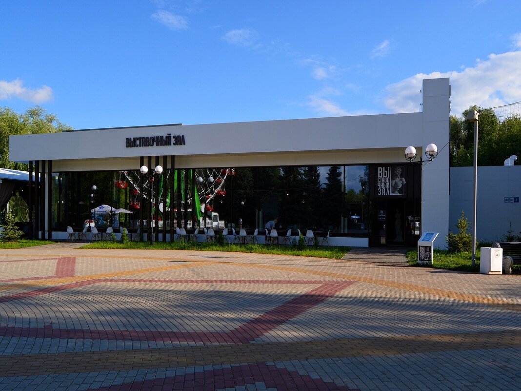 Чебоксары. Ресторан "Выставочный зал" этно-комплекса "Амазония" - Пётр Чернега