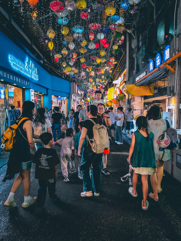 Торговая улица - Дмитрий Торговая улица - Дмитрий