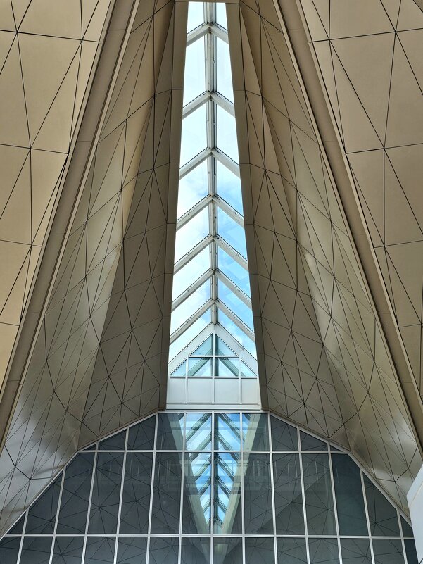 Аэропорт симметрия - Галина Левина