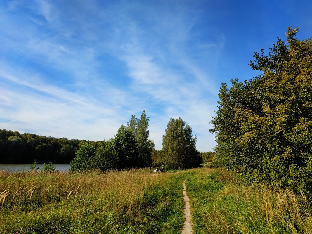 Бабье лето продолжается - Андрей Лукьянов Бабье лето продолжается - Андрей Лукьянов
