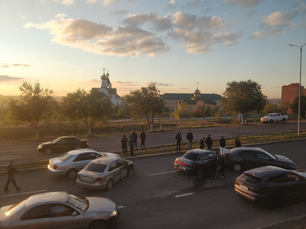 Автоавария - Андрей Хлопонин Автоавария - Андрей Хлопонин