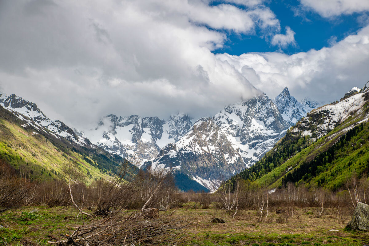 Весна в Гоначхирском ущелье. Домбай.Карачаево-Черкессия. - Дина Евсеева