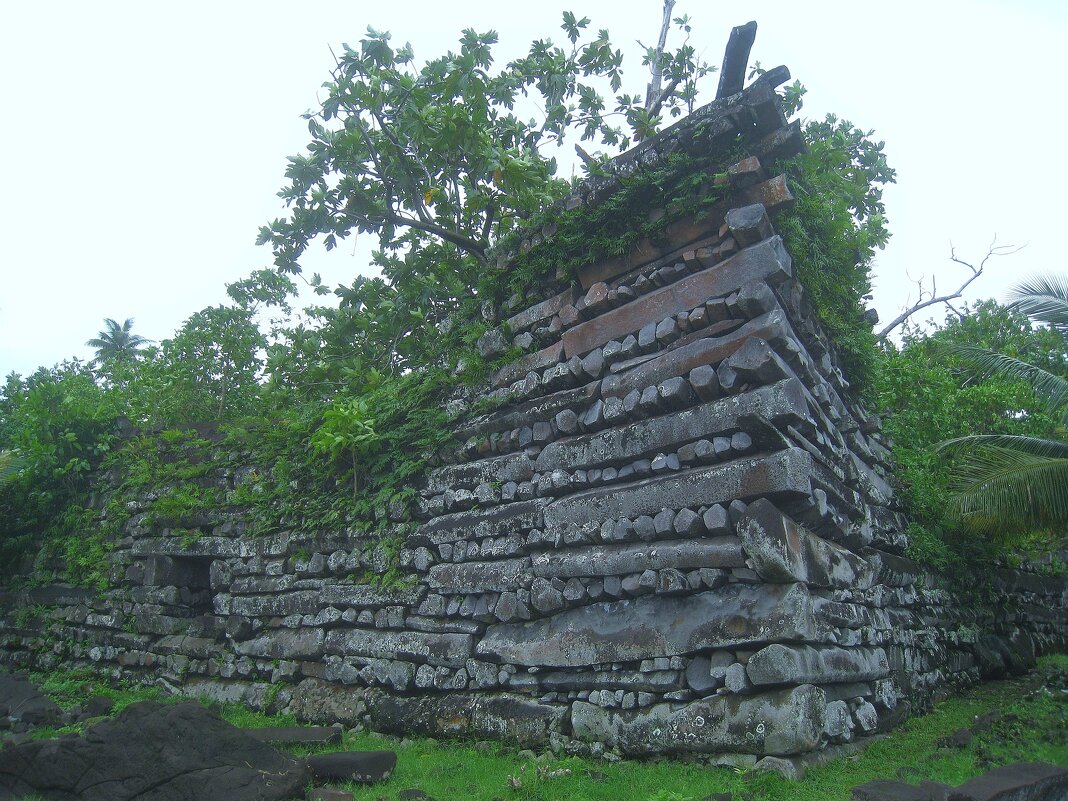 Развалины древнего города Нан-Мадол в Микронезии. - unix (Илья Утропов)