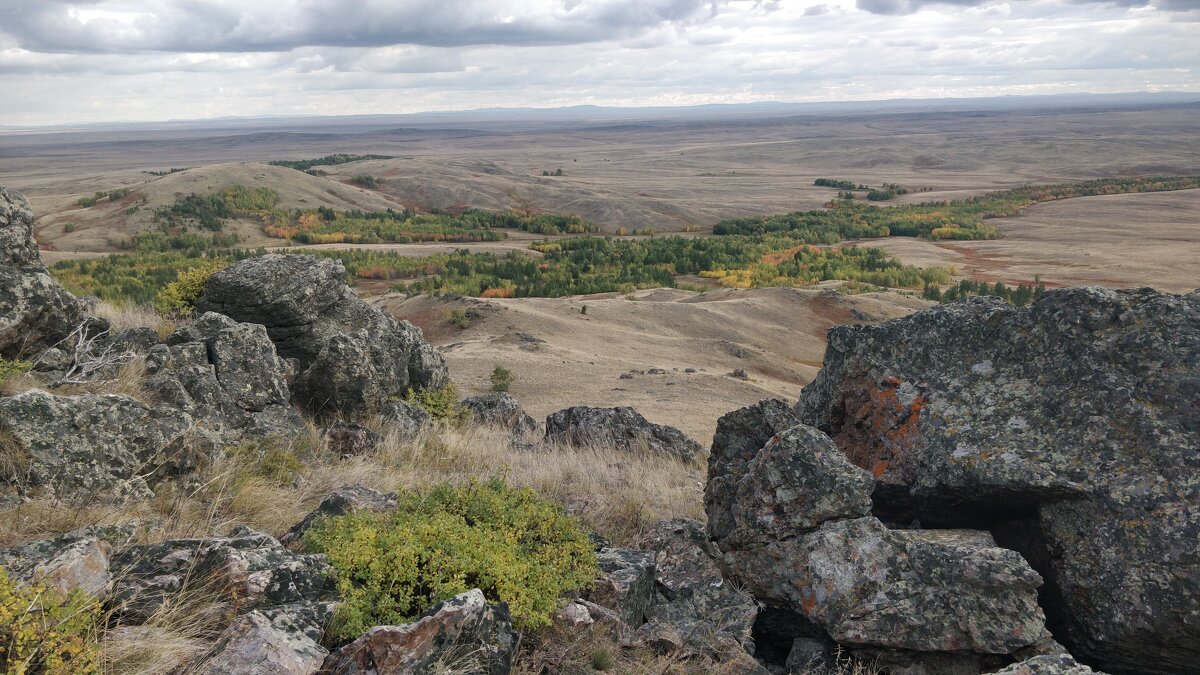 Страна скал - Андрей Хлопонин