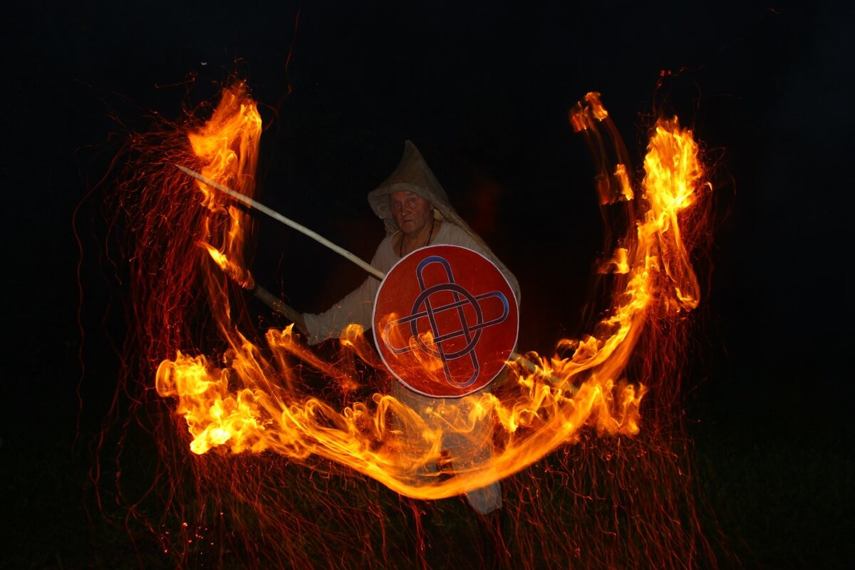 Огненный щит воина Света. - Василий Капитанов