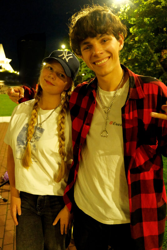 Под фонарями... - Евгений 