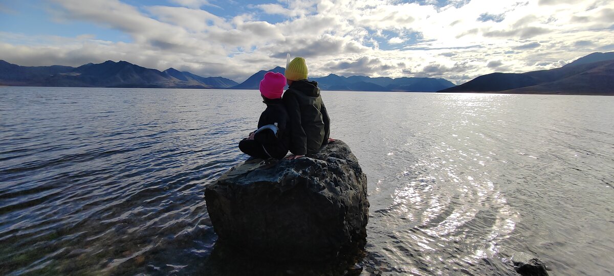 В объятиях бухты "Скрытая" - Татьяна Чаброва В объятиях бухты "Скрытая" - Татьяна Чаброва