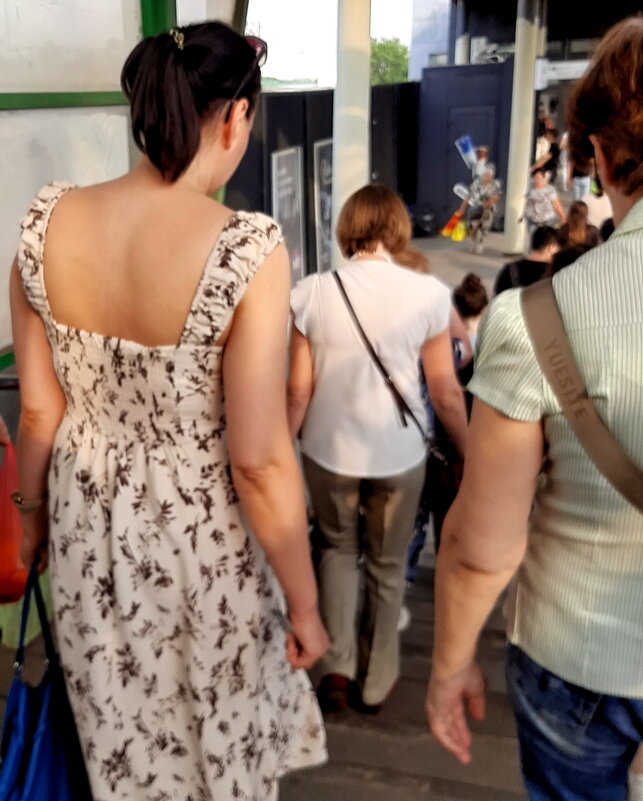 *** - Владимир Захаров