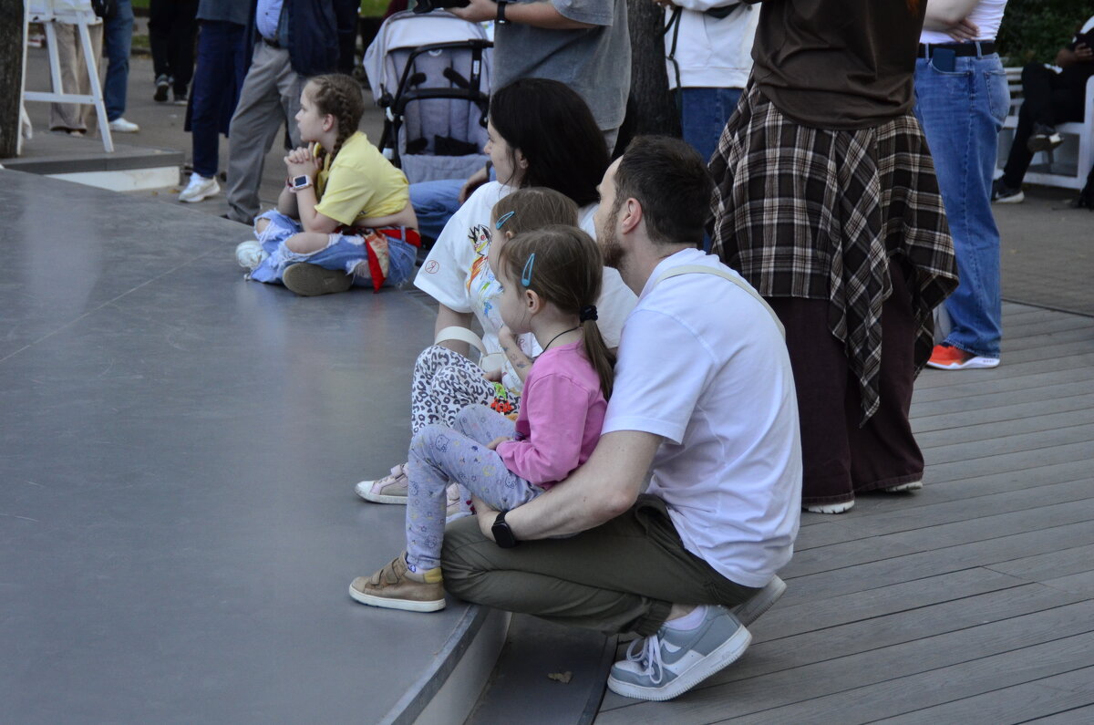 Зрители. - Наталья Вязигина