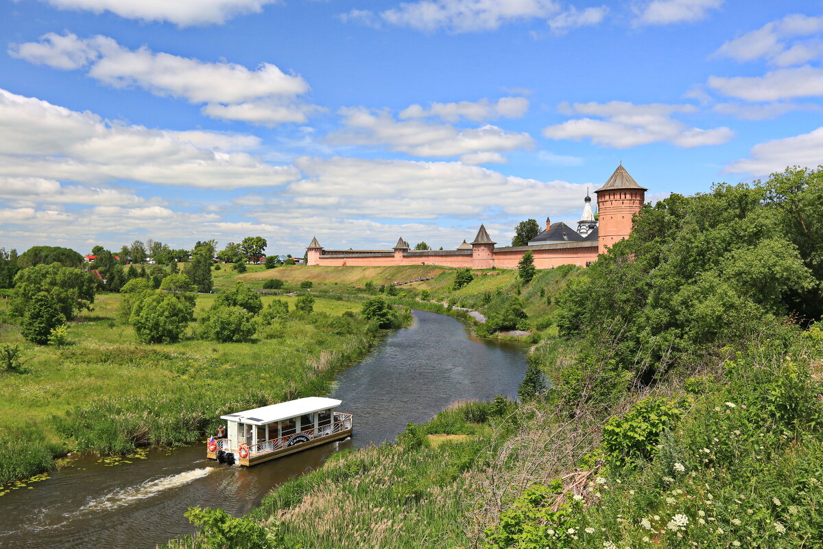 Прогулки по Суздалю - Александр Сивкин