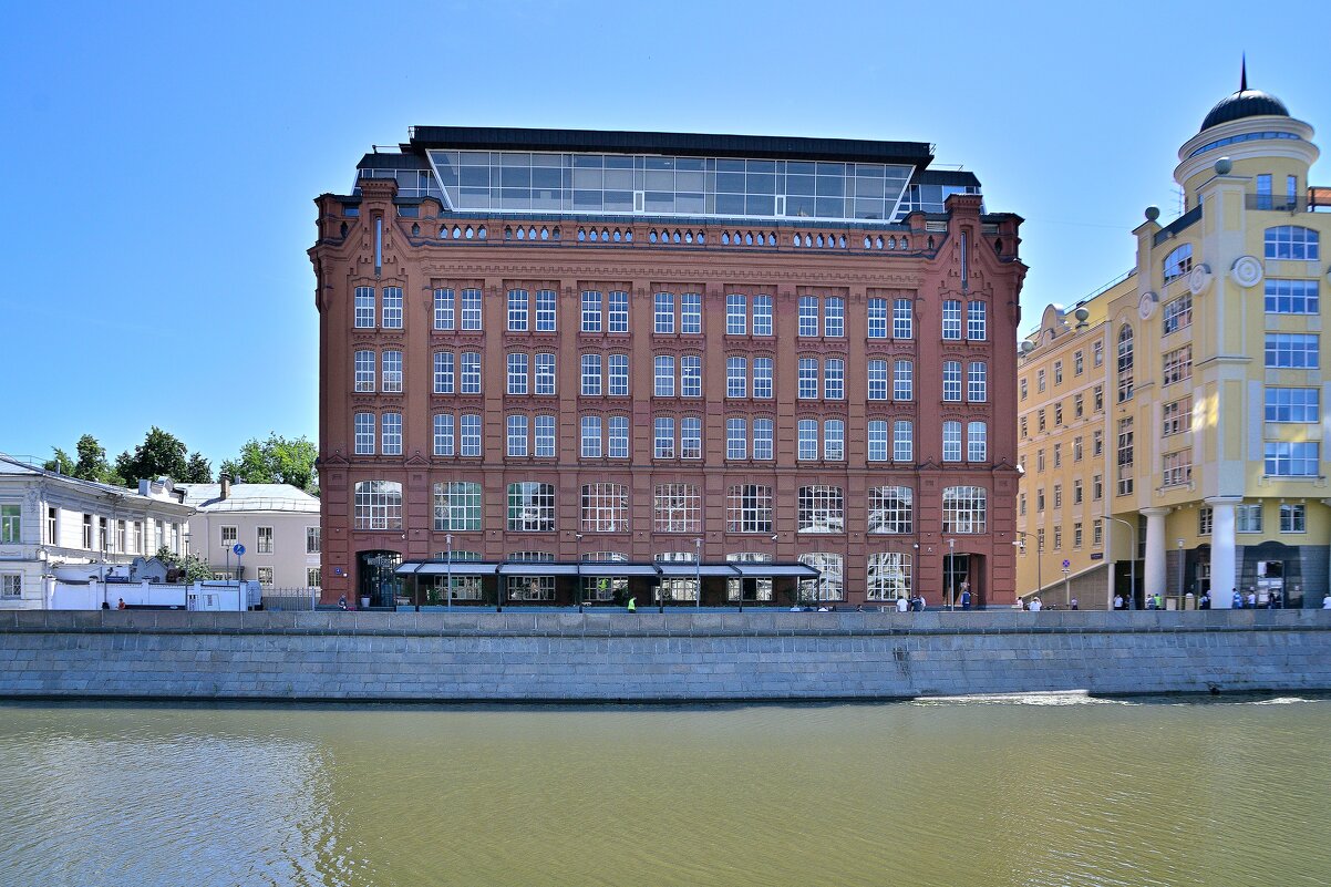 "А я иду, шагаю по Москве..." - Владимир Мигонькин