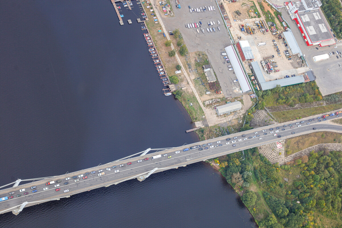 полет, над Волгой - Владимир Зеленцов