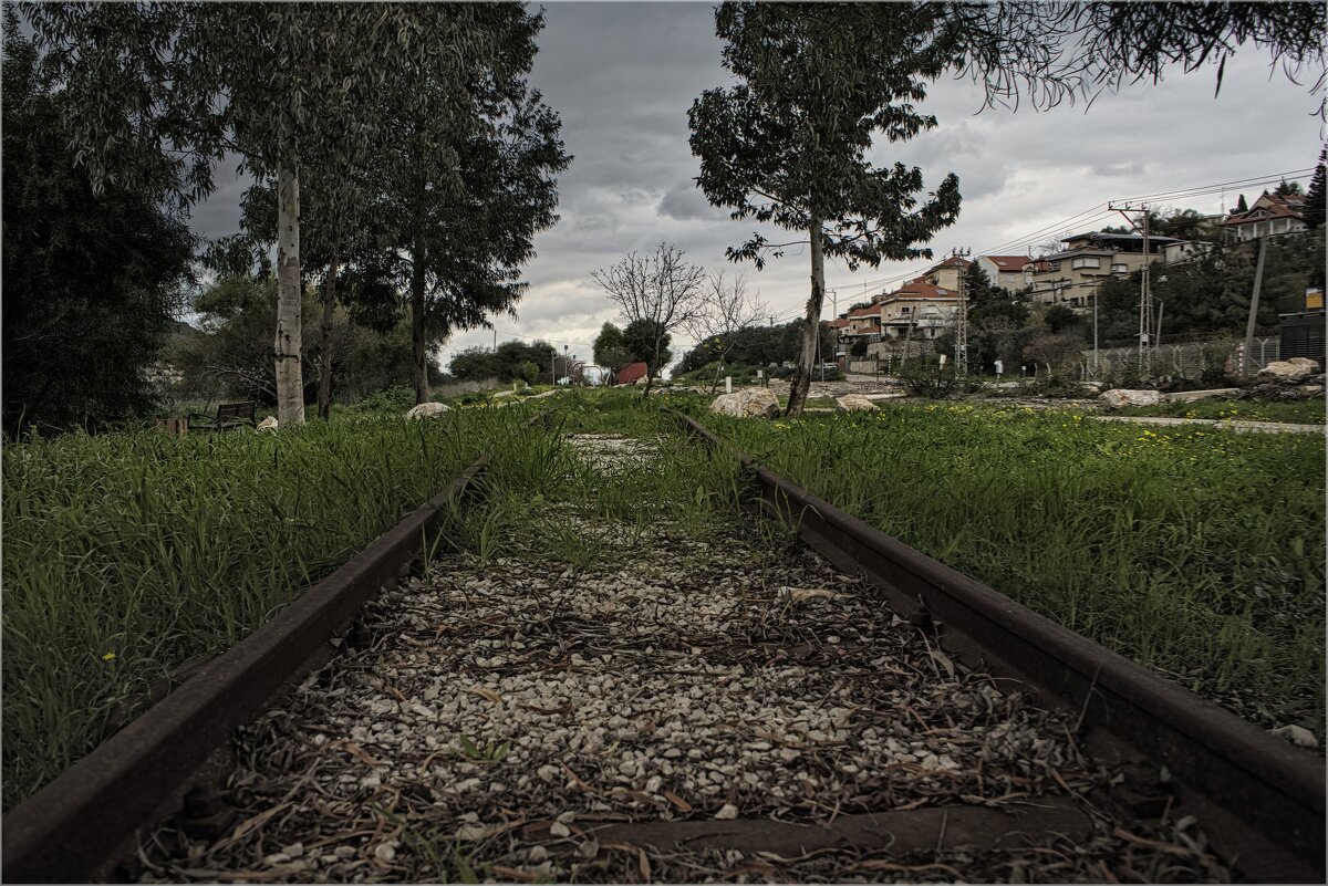 Железнодорожный музей *--- Рельсы тех времён в долине Кирьят Харошат Вальруй. Под Кирьят-Тивоном 202 - ujgcvbif 