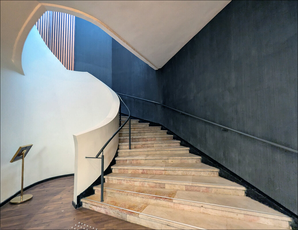 Лестница - Валерий Готлиб