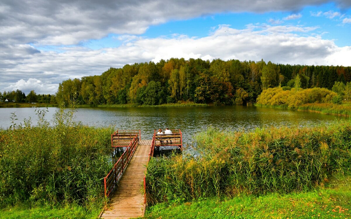 Влюблённые часов не наблюдают. - Милешкин Владимир Алексеевич 