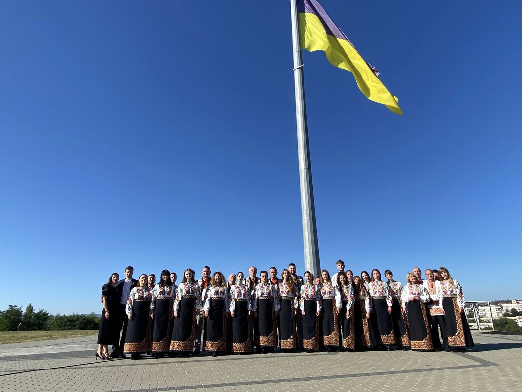 Чернівецька обласна філармонія ім.Д.Гнатюка - Степан Карачко