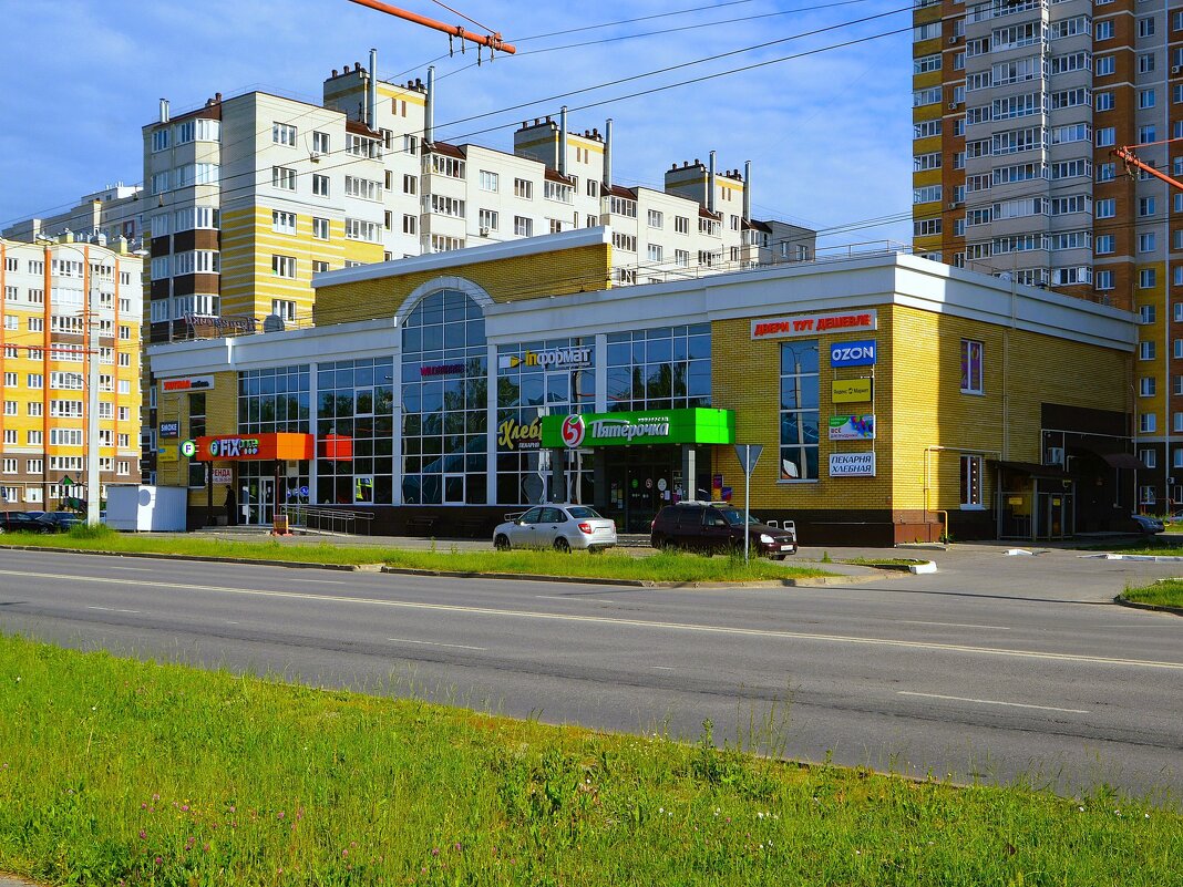 Чебоксары. Торгово-офисный центр по пр. Чебоксарскому 23. - Пётр Чернега Чебоксары. Торгово-офисный центр по пр. Чебоксарскому 23. - Пётр Чернега