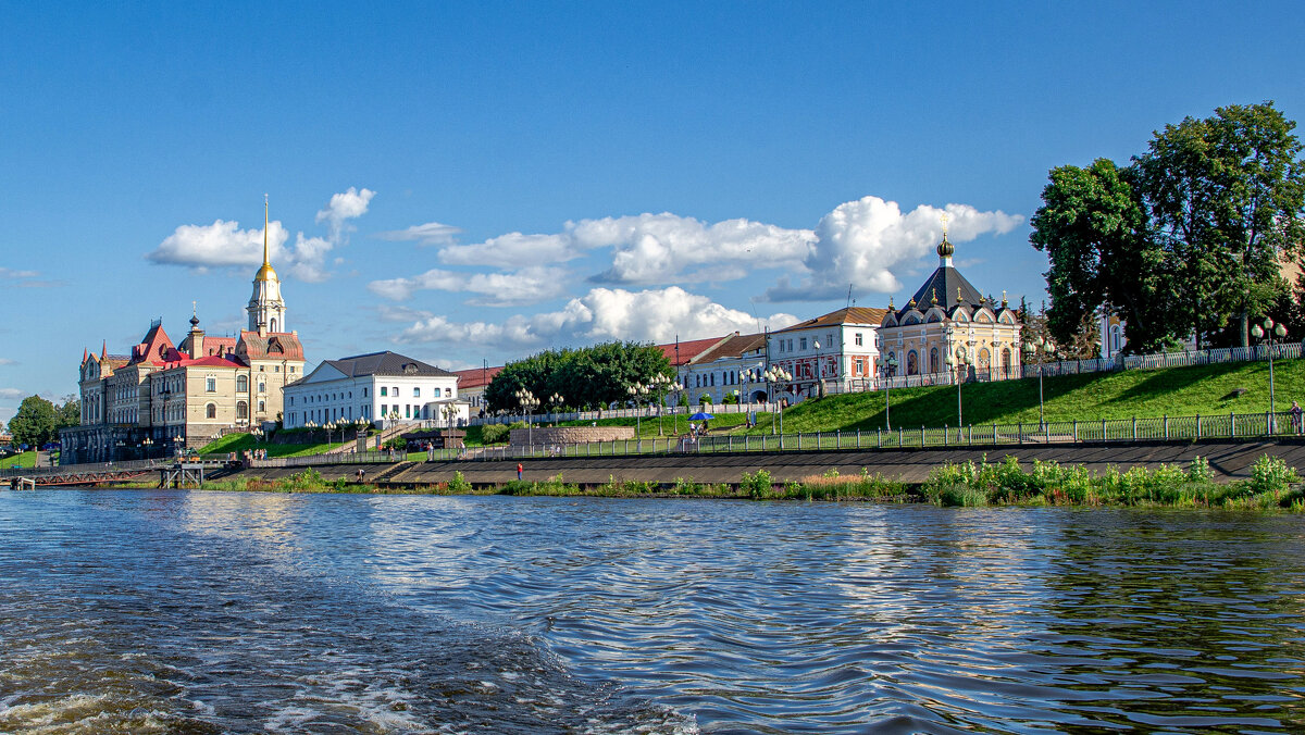 Рыбинск...набережная... - Геннадий Батурин