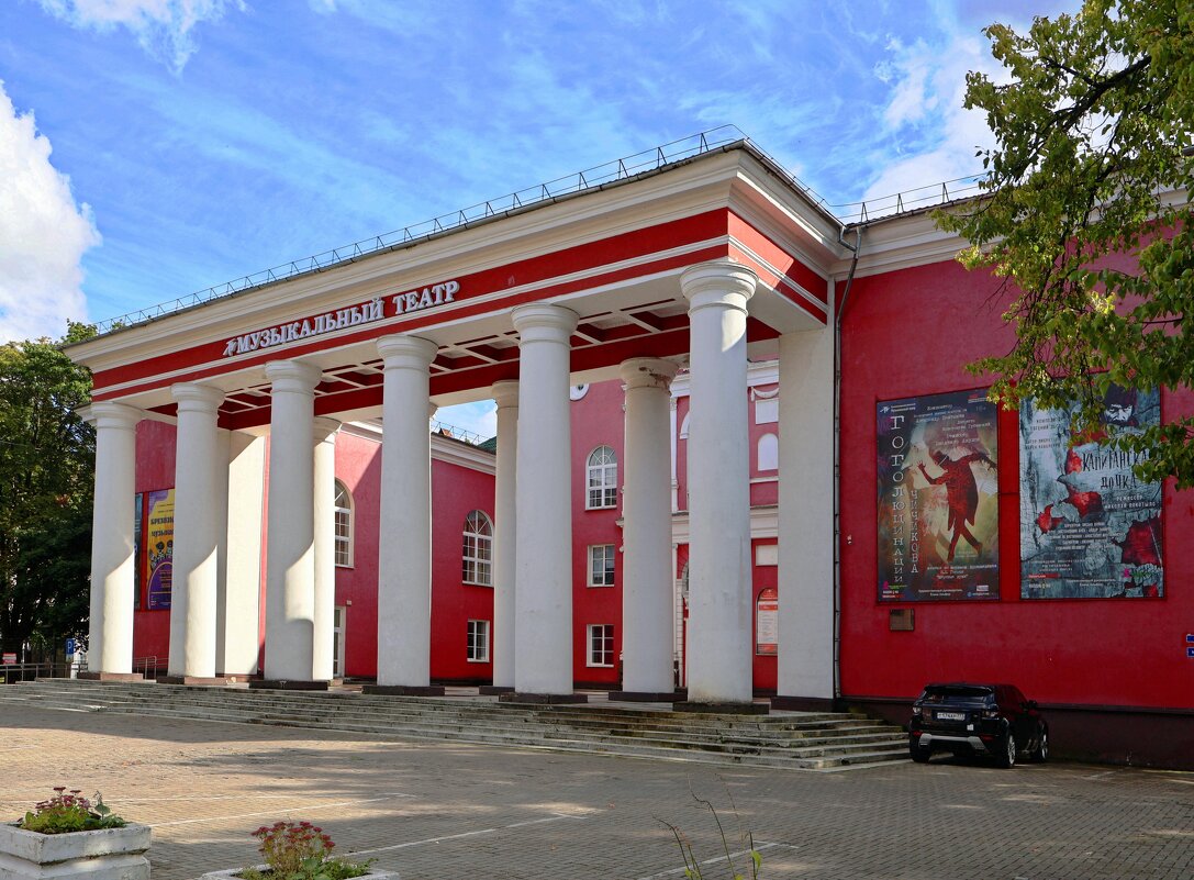 Музыкальный театр - Сергей Карачин