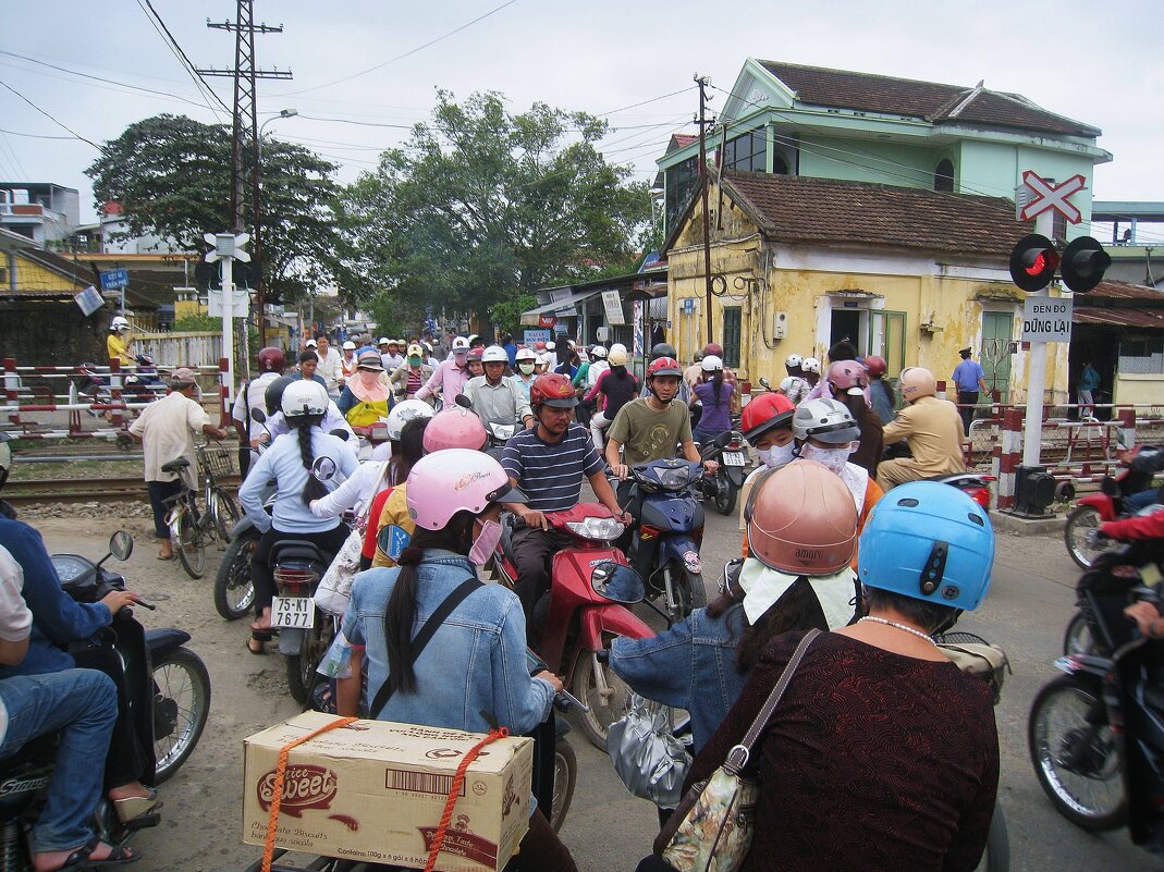 Простой вьетнамский трафик! - unix (Илья Утропов)