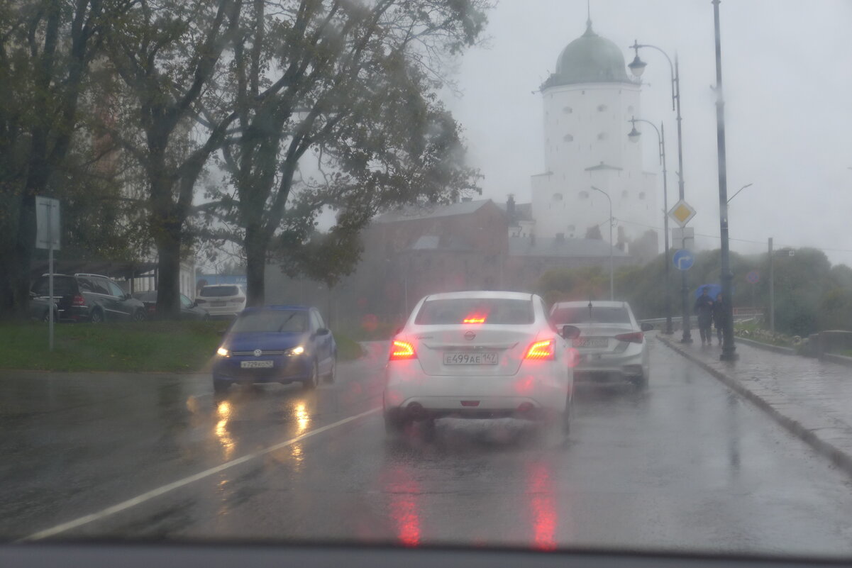 Дождливый день в Выборге. - Харис Шахмаметьев Дождливый день в Выборге. - Харис Шахмаметьев