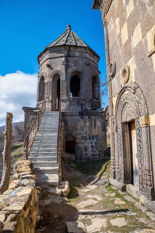 Колокольня Тирского Богородицко-Рождественского мужского монастыря. - Дина Евсеева