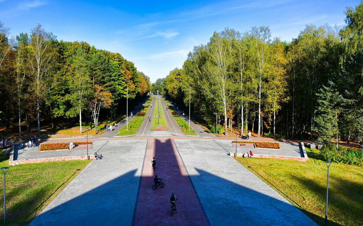 Городской парк в сентябре. - Милешкин Владимир Алексеевич 