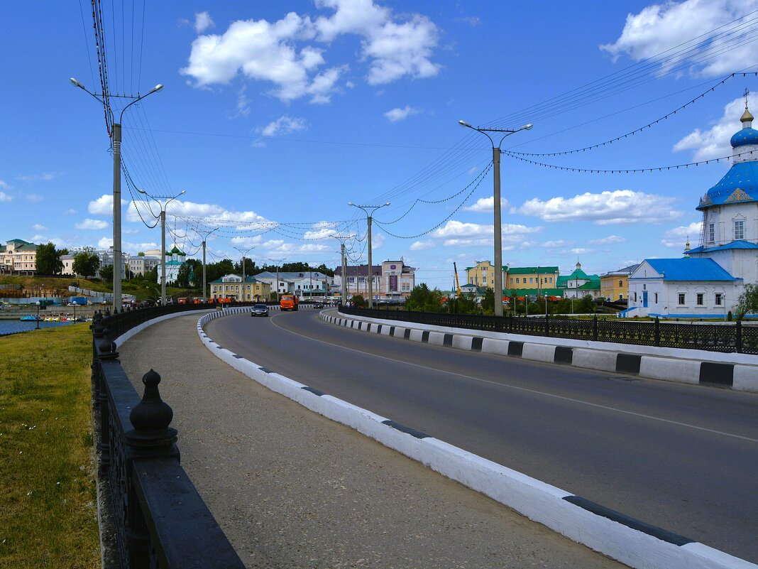 Чебоксары. Дорога к храму. - Пётр Чернега