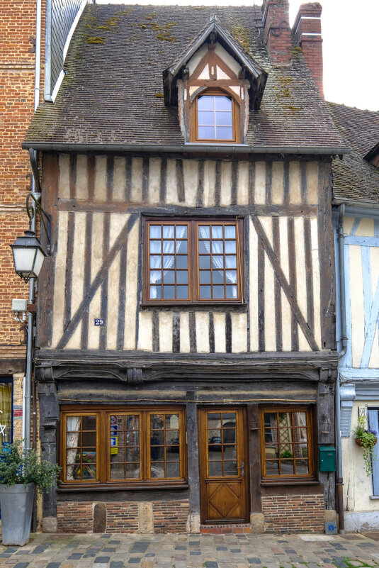 Типичныц нормандский дом XVI век - Георгий А