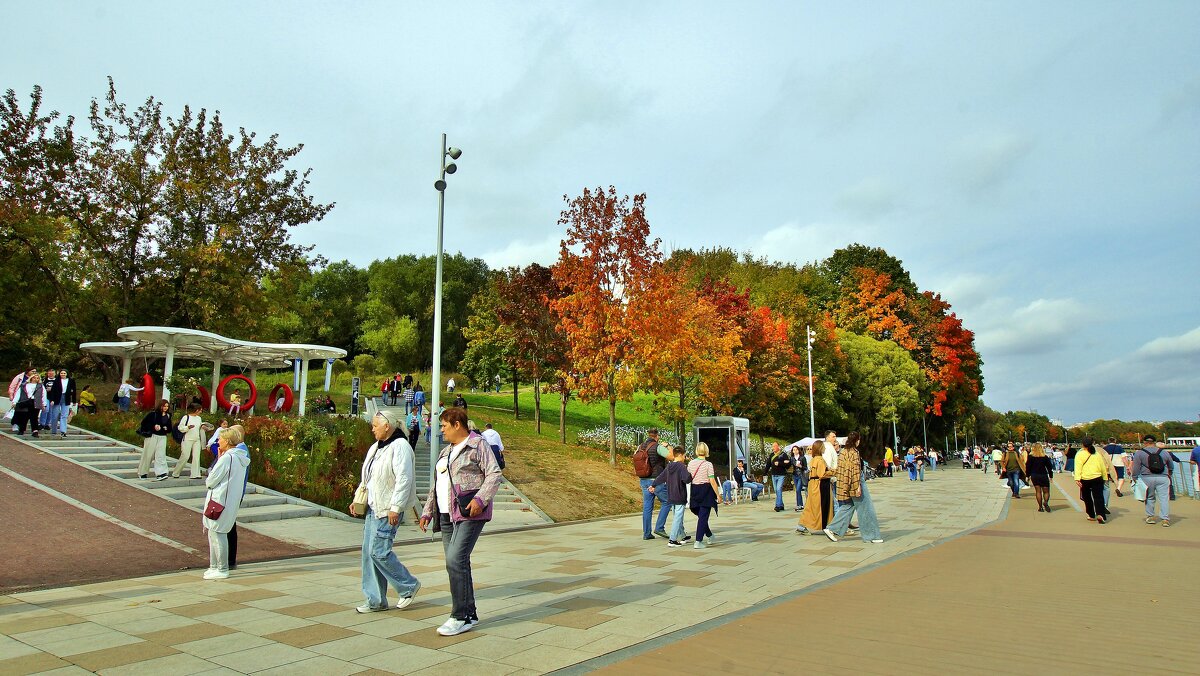 КОЛОМЕНСКОЕ - АЛЕКСАНДР 