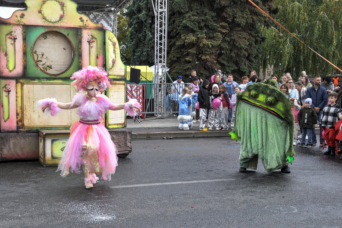 Начались злоключения маленькой Дюймовочки... - Татьяна Машошина