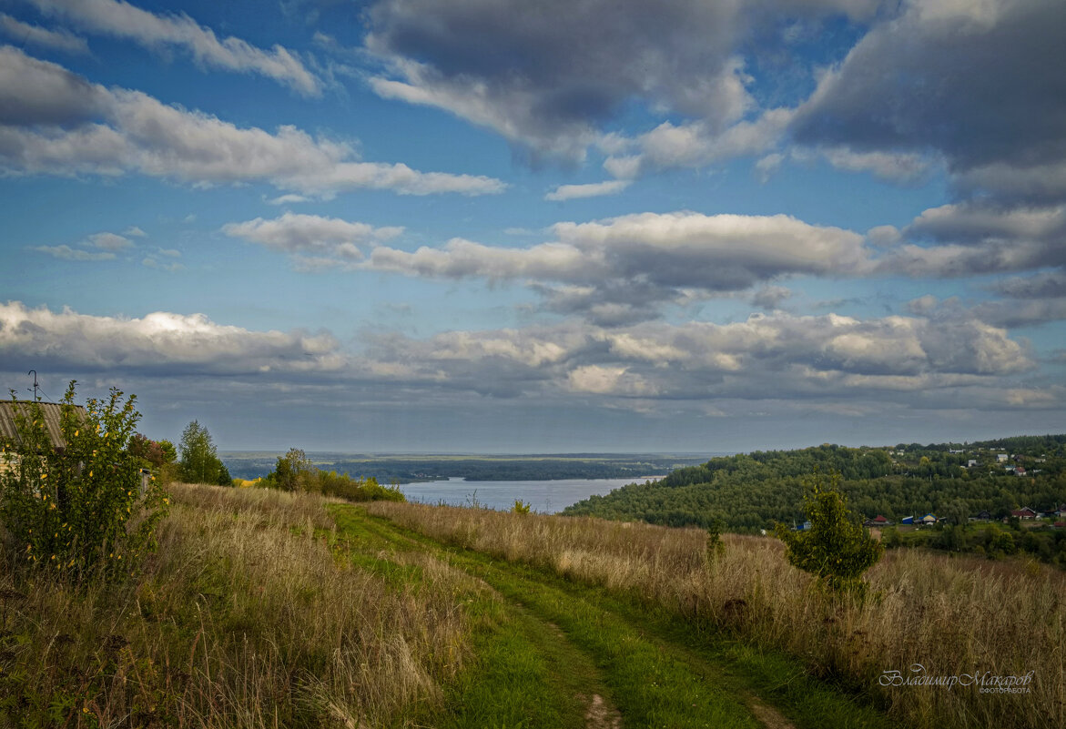 "Волжские просторы с Водолеевской горы"© - Владимир Макаров "Волжские просторы с Водолеевской горы"© - Владимир Макаров