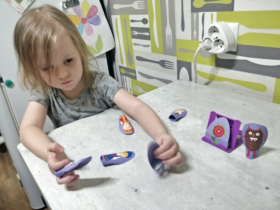 Игра Марьяны - Андрей Хлопонин