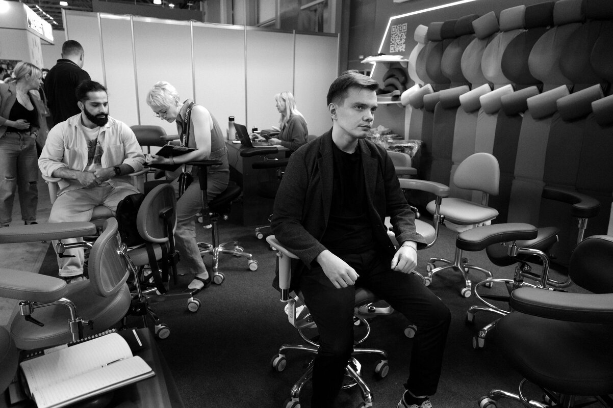 Выбор стульев - Сергей Золотавин