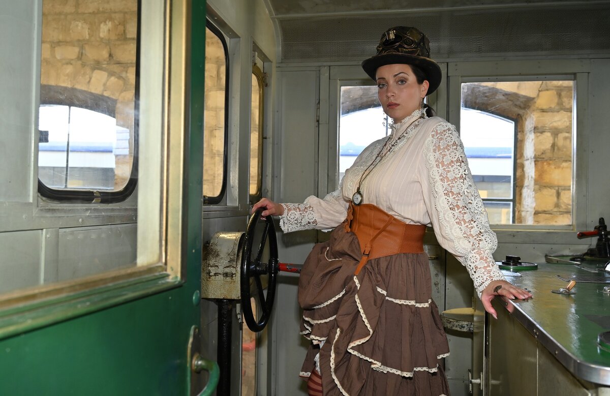 На паровозе - Valentin Bondarenko