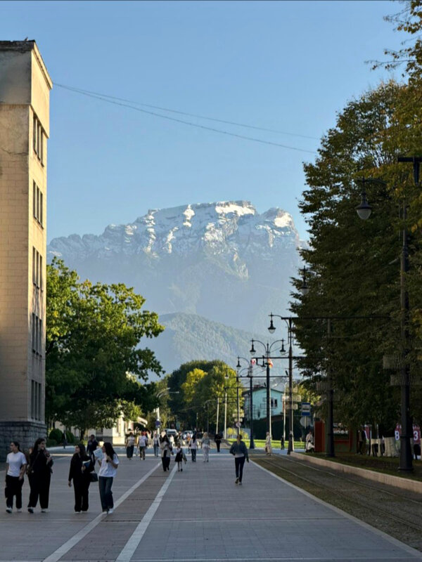 Первый снег 2025 на горе Столовой - Татьяна Львова