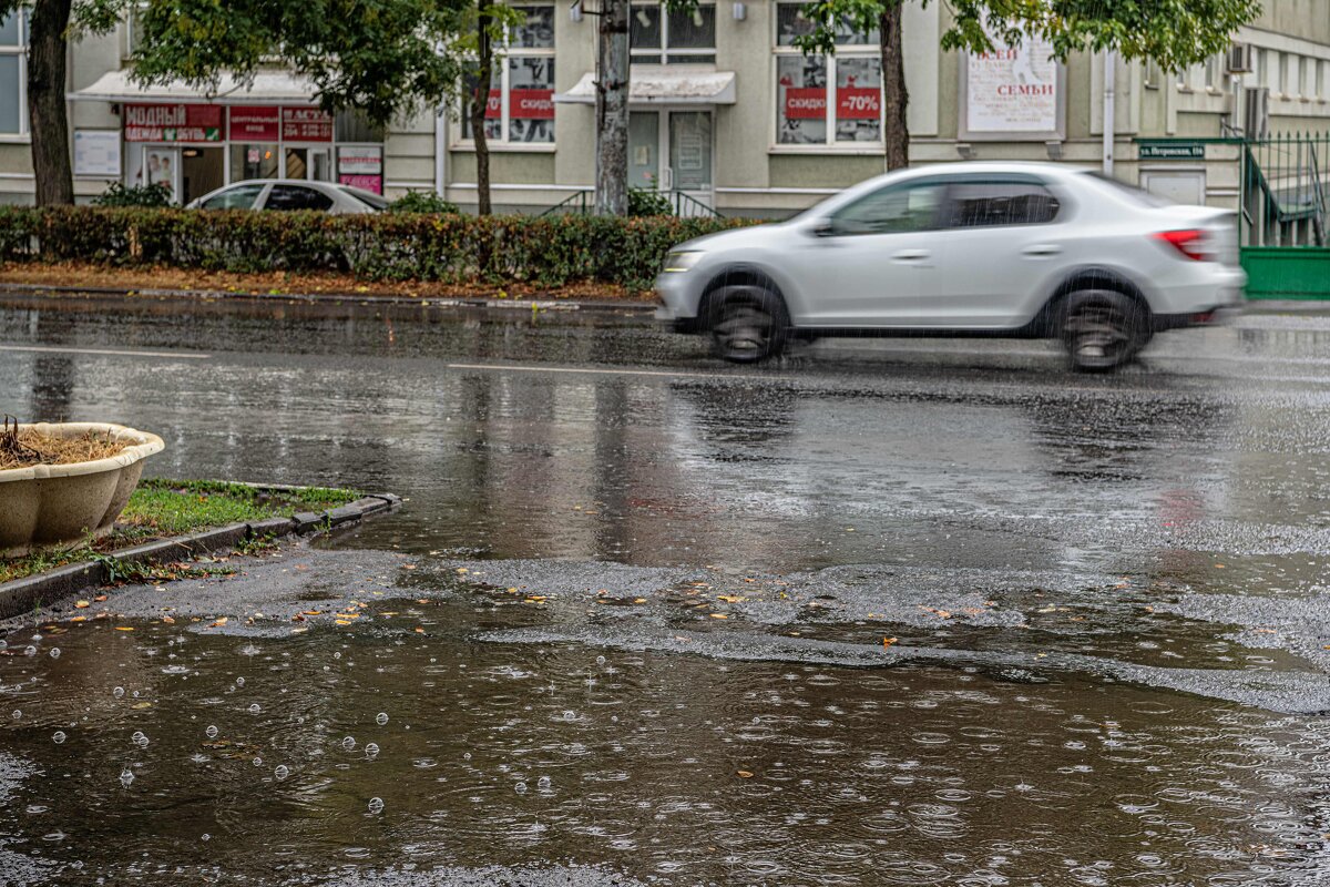 Дождь - Константин Бобинский
