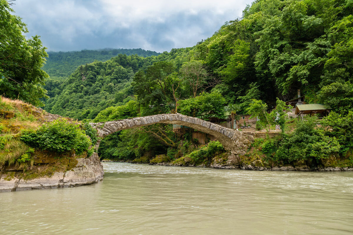 Мост Царицы Тамары, Аджария. Грузия. - Дина Евсеева