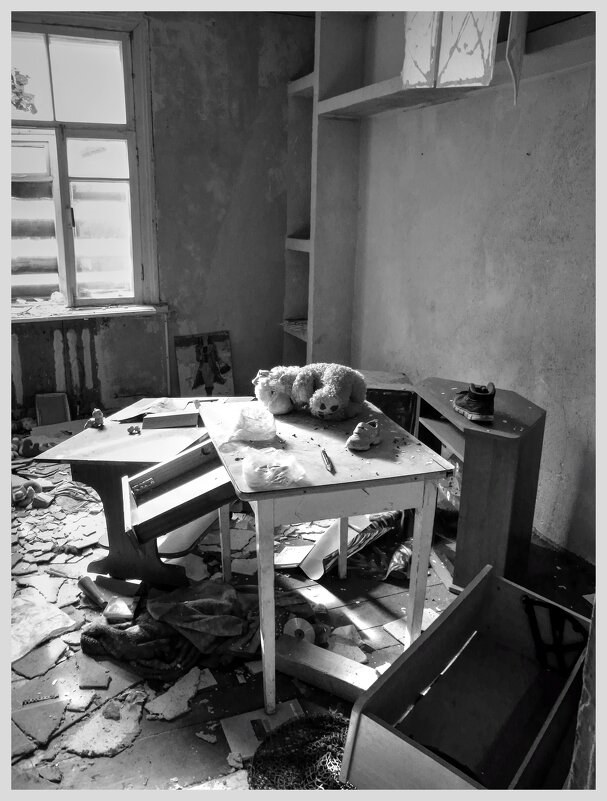 Брошенные вещи. - Дмитрий Янтарев