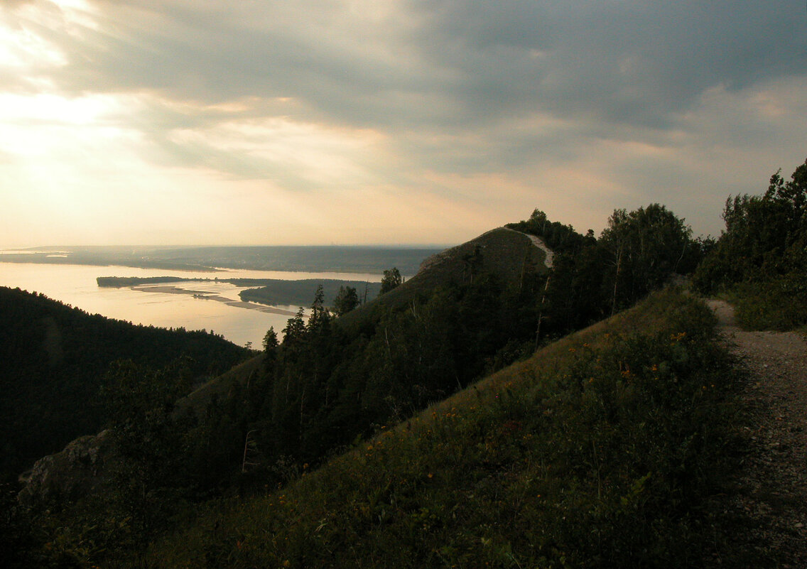 Сумерки в горах - Наталья Лунева 