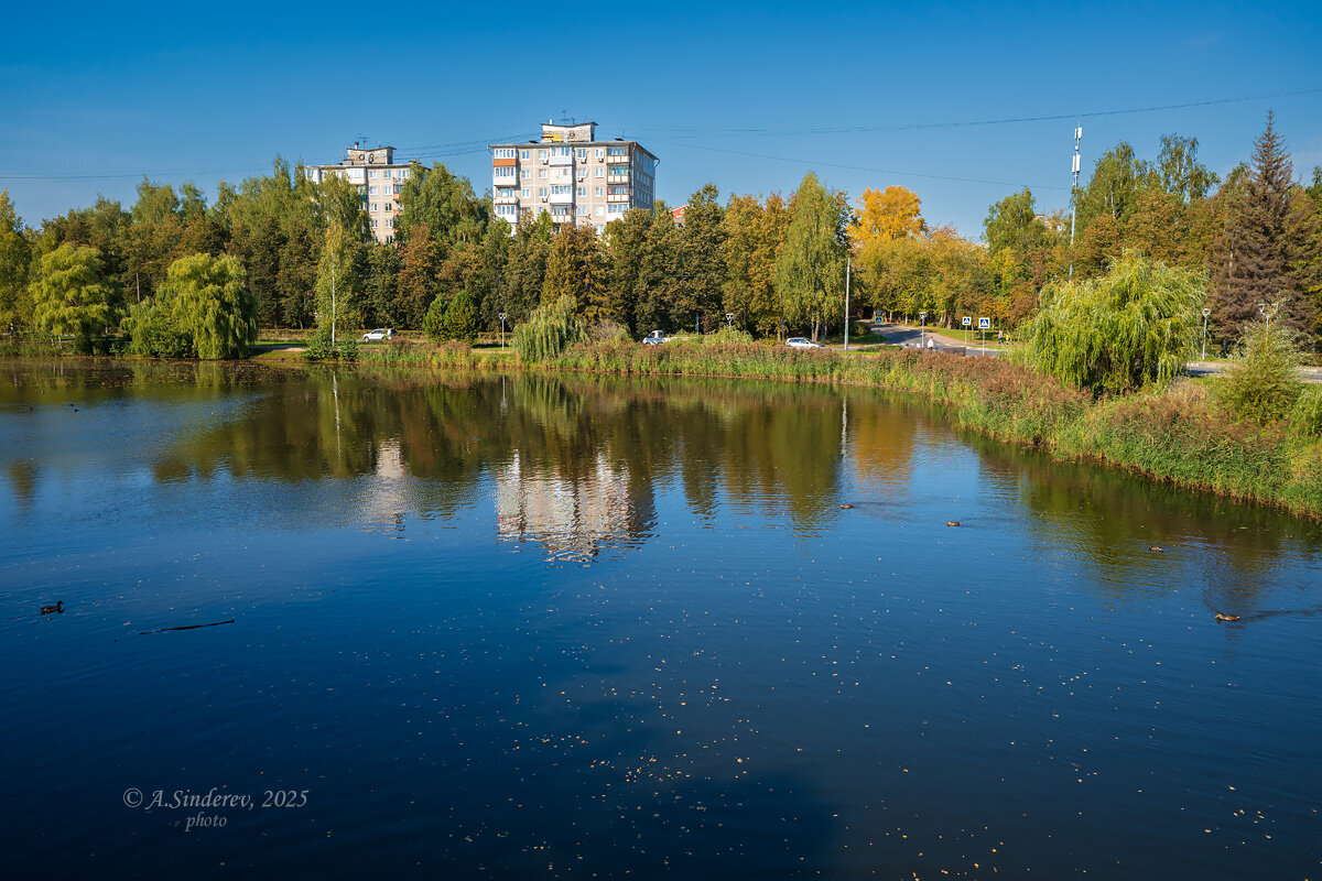 Бульвар Юбилейный около реки - Александр Синдерёв