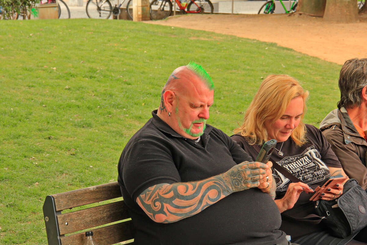 Что там пишут?... - Андрей K.