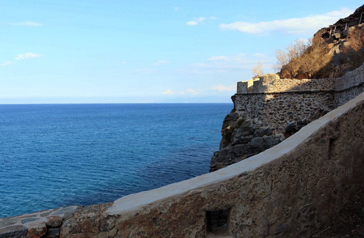 В крепости Спиналонга - Ольга В крепости Спиналонга - Ольга