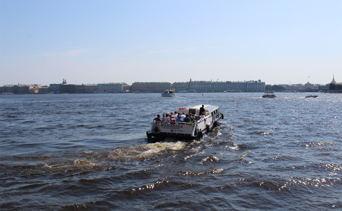 Прогулка на катерах по Неве - Любовь ***