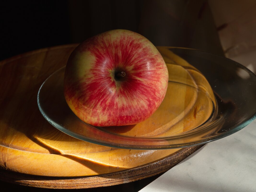 Осеннее яблоко - София 